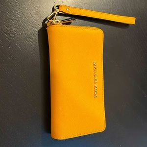 Michael Kors Pebbled Leather Wristlet
